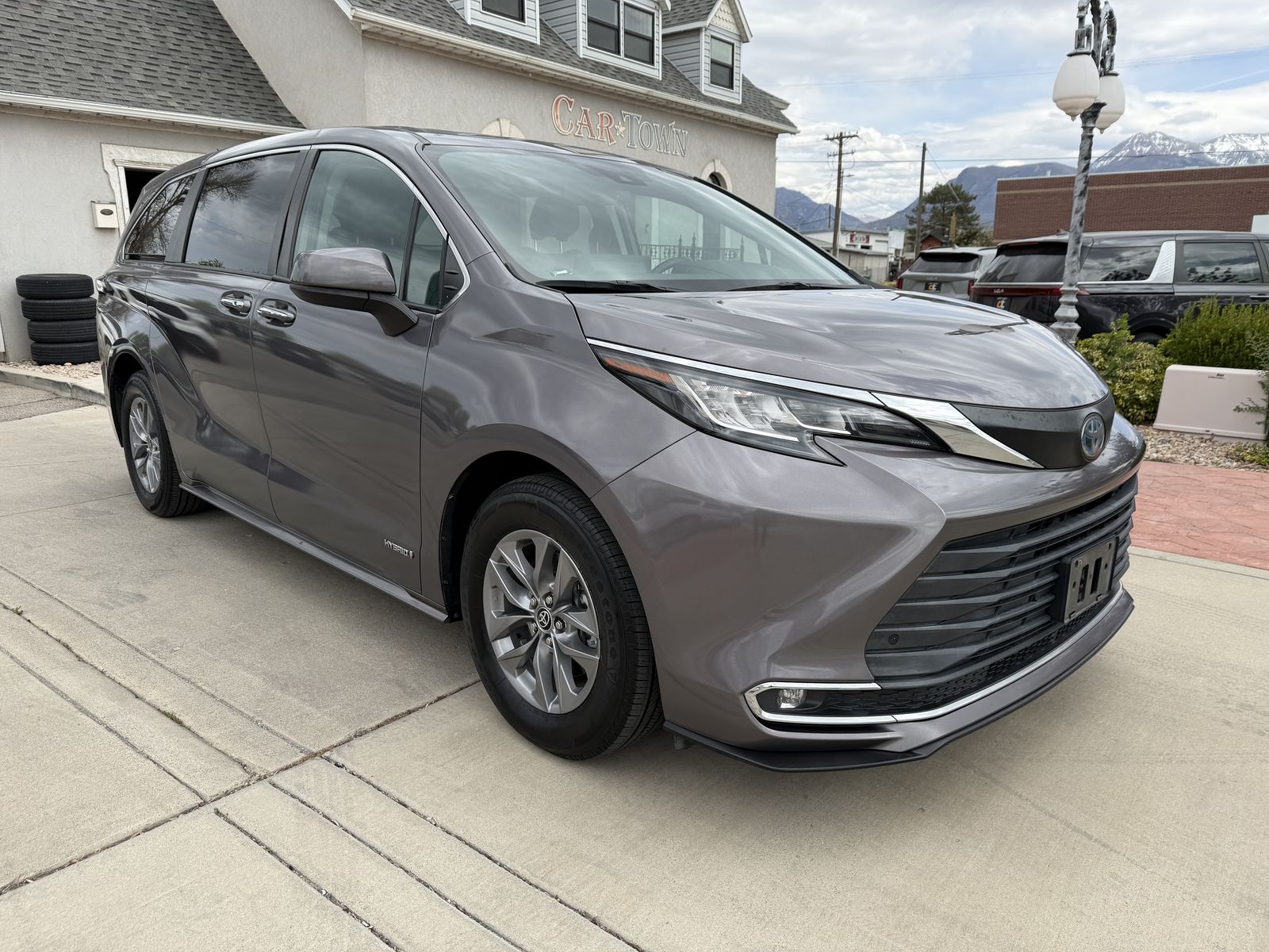 2021 Toyota Sienna XLE 7-Passenger
