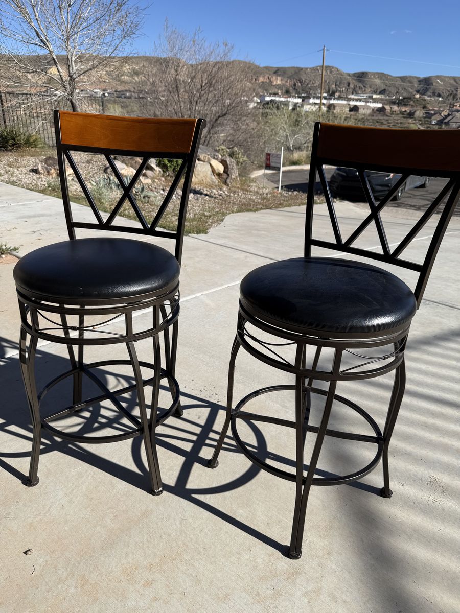 Stylish Counter Height Bar Stools – Set of 2