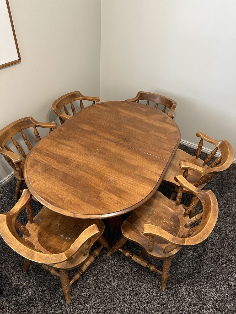 Vintage 1960s Solid Wood Oval Dining Table & 6 Spindle-Back Chairs with 3 Leaves
