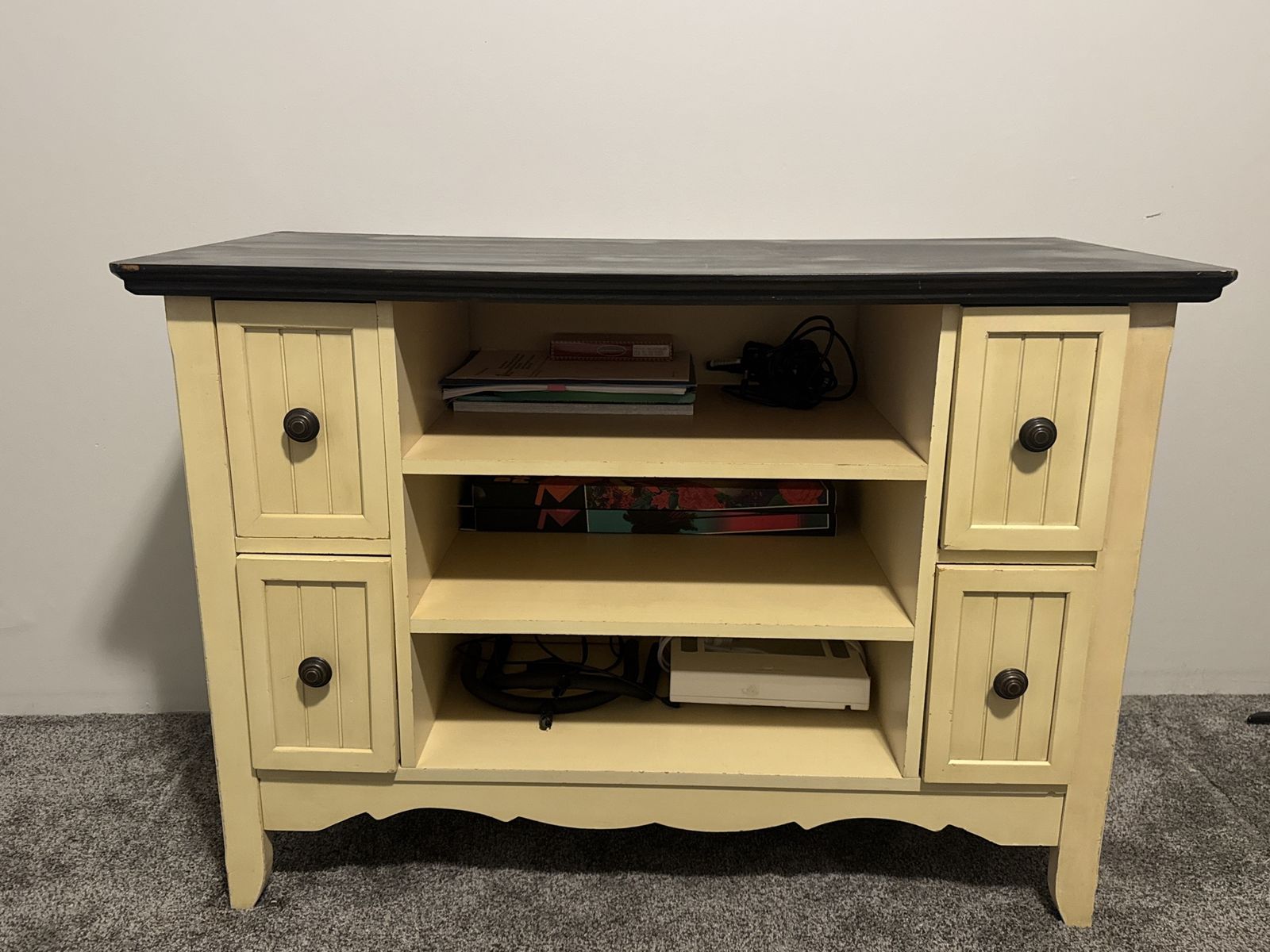 wooden desk/tv stand
