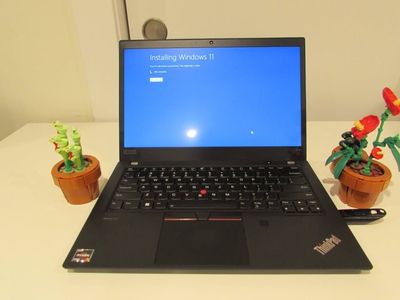 Lenovo ThinkPad P14s Gen 2 (Ryzen 7 Pro/16GB) - Great Condition, ONE USB-C PORT WORKS, ONE BROKEN