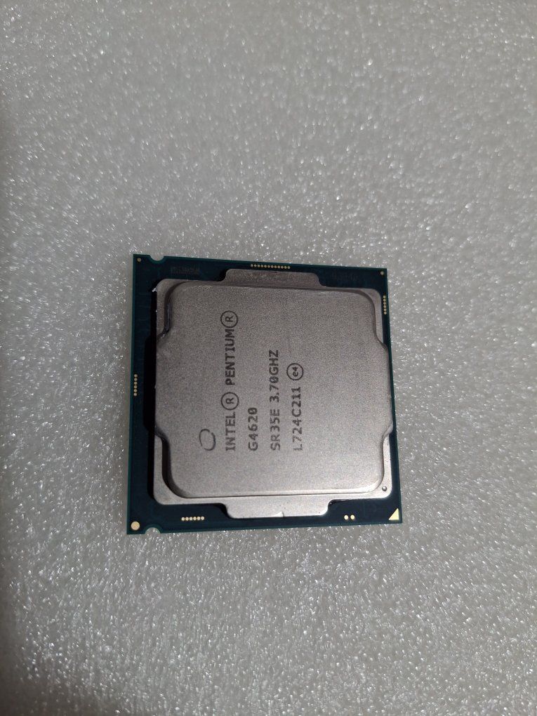 Intel pentium G4620 7gen.