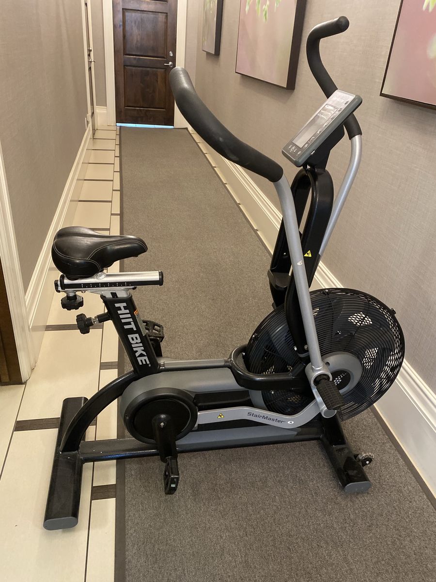 Stairmaster HIIT bike
