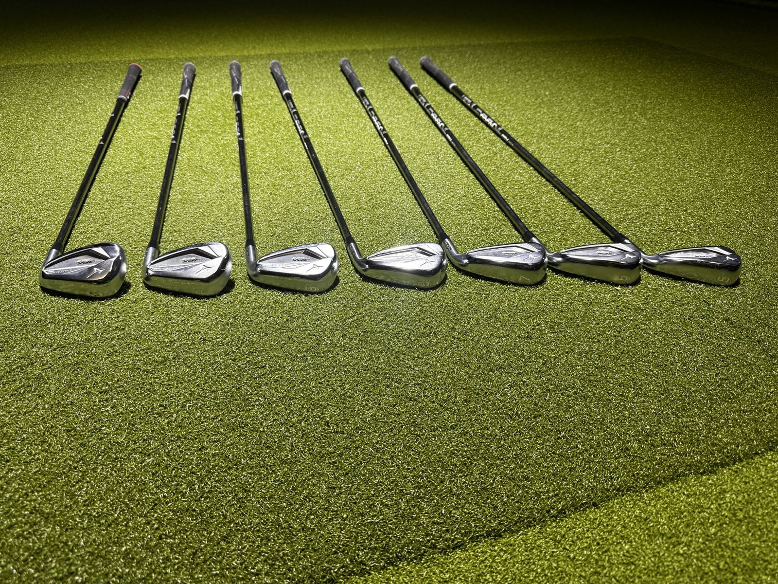 Mizuno JPX 923 HL  - ESX 460 F3 Shafts, 5-GW Set