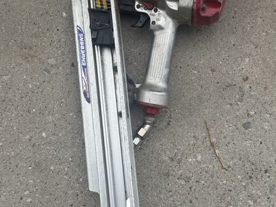 Fraiming nail gun