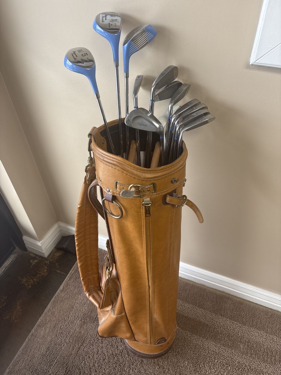 Ladies Right Full Set Of Lady Lynx Golf Clubs