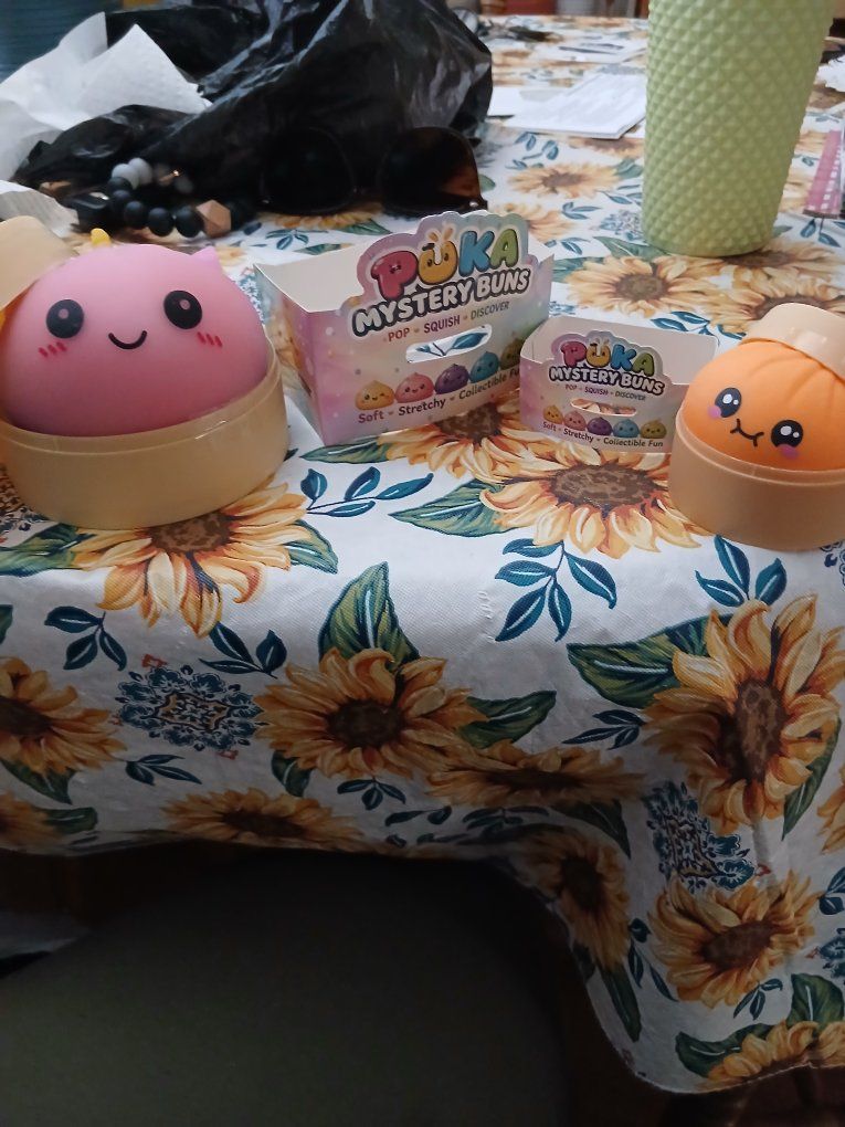Puka Mystery Buns Squishy Toys Lot of 2 with Steamer Containers