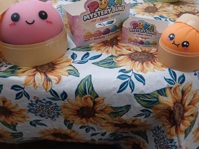 Puka Mystery Buns Squishy Toys Lot of 2 with Steamer Containers