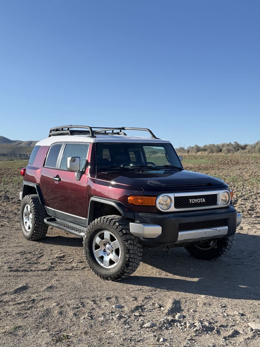 2007 TOYOTA FJ CRUISER Base