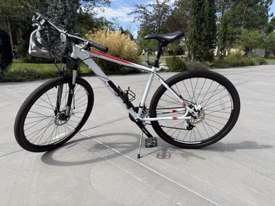K2 Shadow 9.1 Mountain Bikes (Large, 5’10”–6’1”)