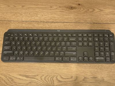 Logitech MX Keys