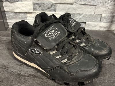 Womens Softball Cleats