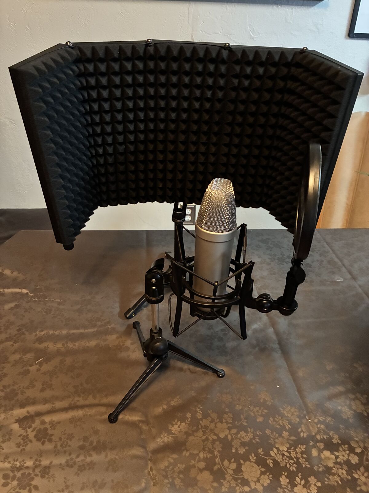 RODE NT1-A Cardiod Condenser Microphone