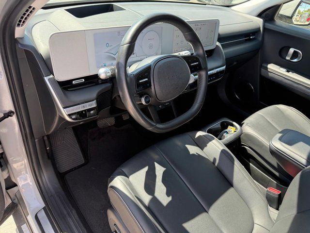 Main image 14