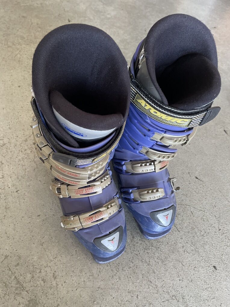 Atomic Ski Boots