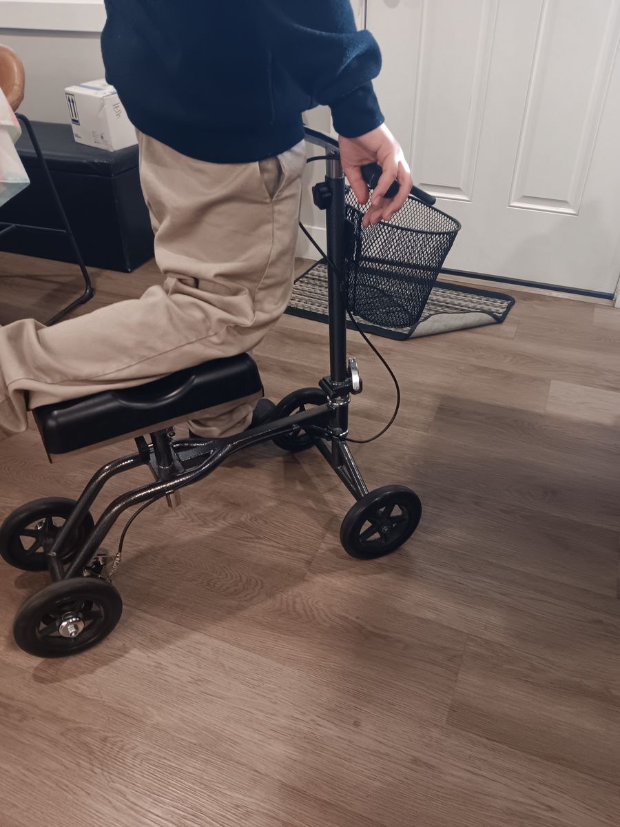 Knee Scooter