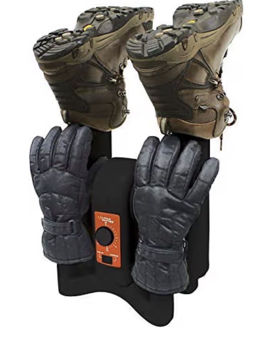 Little hotties footwear, glove and helmet dryer