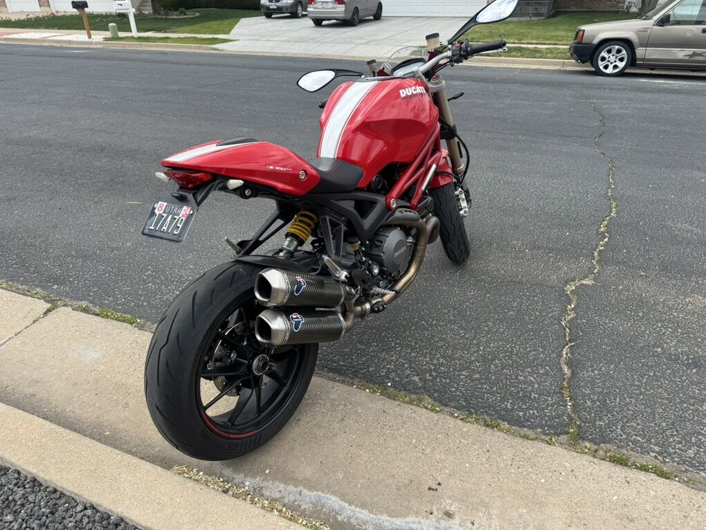 2012 Ducati Monster Evo 1100