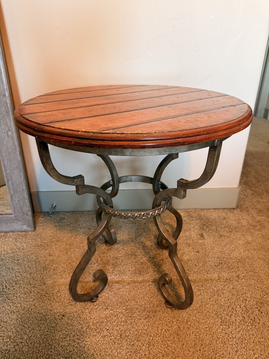 Solid Wood Sidetable