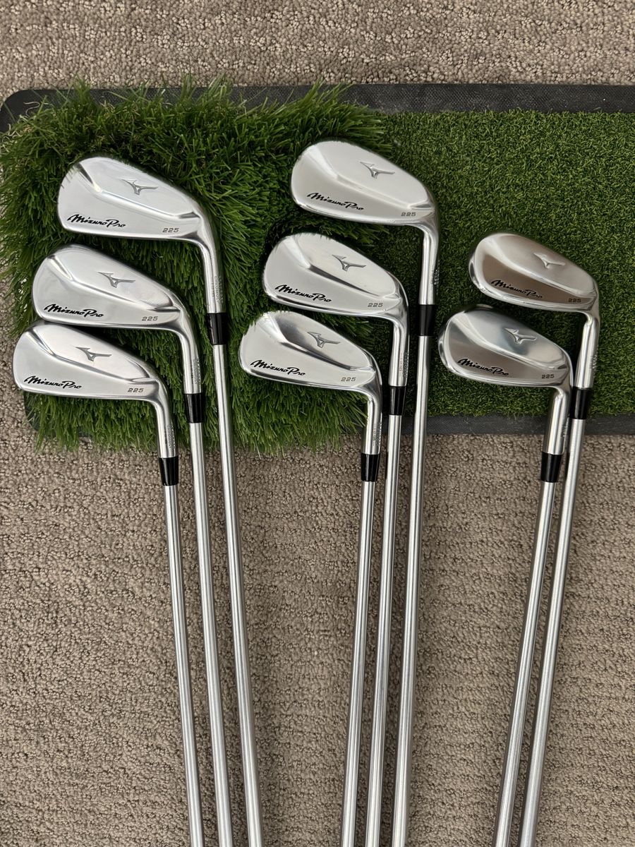 Mizuno Pro 225 Irons 4-GW with Project X IO 110g Stiff