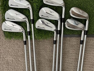 Mizuno Pro 225 Irons 4-GW with Project X IO 110g Stiff