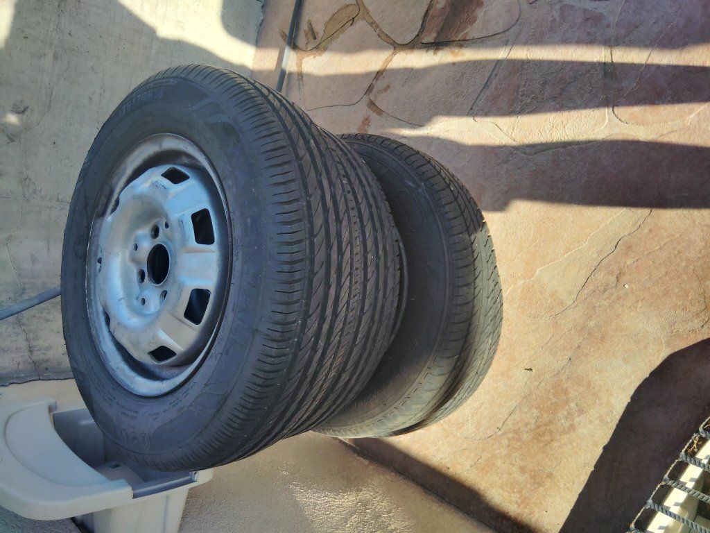 honda Civic tires
