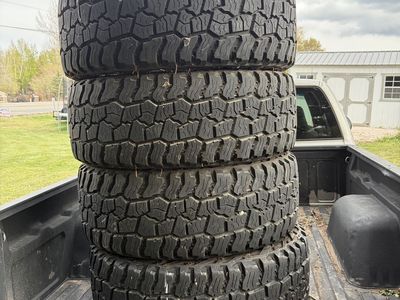 Mickey Thompson Baja boss 275/60r20 set of tires