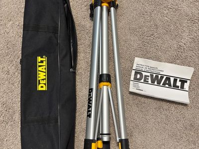 DeWalt Laser Level Tripod