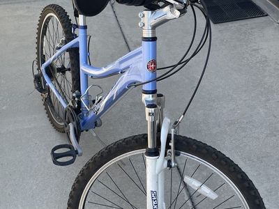 Schwinn Sidewinder Mountain Bike - Light Blue