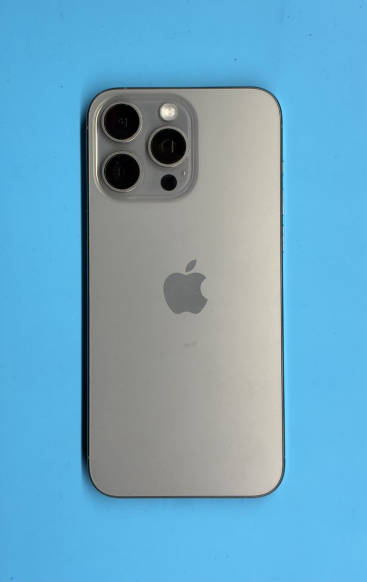 256 Gb iPhone 15 Pro Max Mint Condition