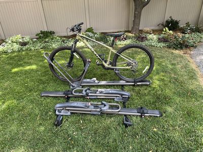 Yakima FrontLoader Upright Bike Mount (x3) - Roof Rack System - Used Decent Condition