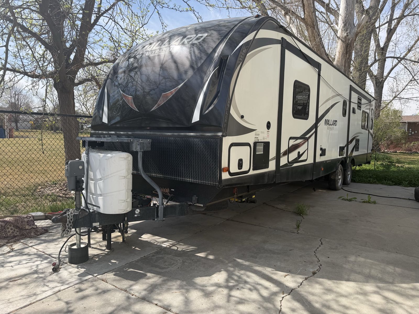 Heartland Mallard Ultralite Travel Trailer - Spacious & Ready for Adventure