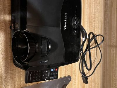 ViewSonic PJD5133 DLP Projector 3D Ready SVGA with Remote & Wall Mount