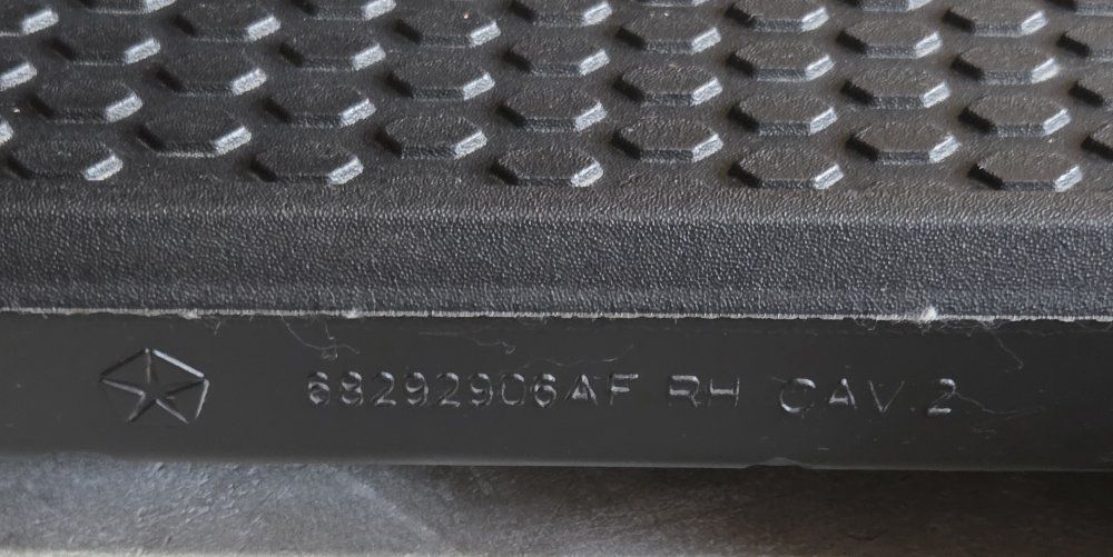 Main image 3