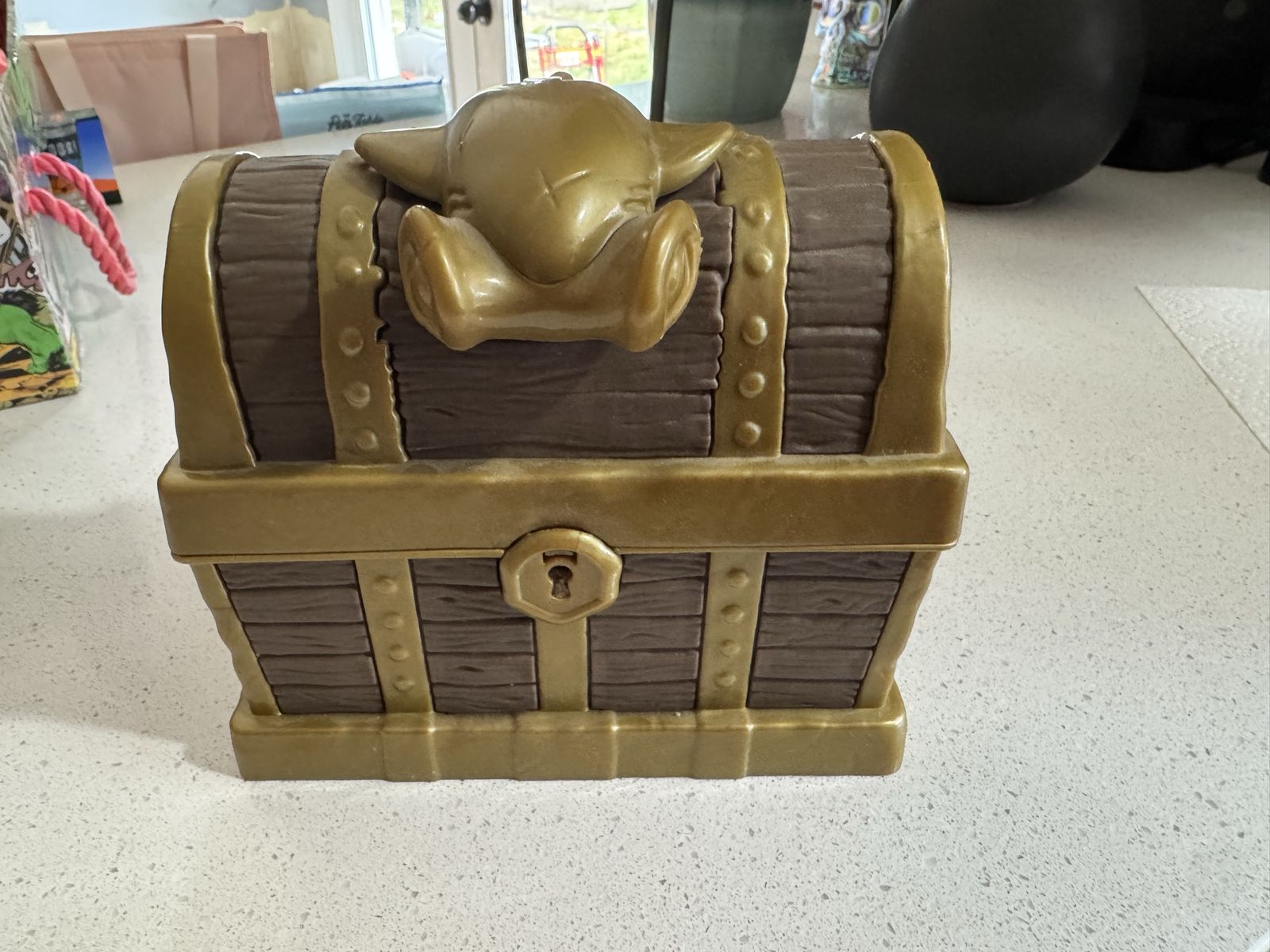 Treasure X Sunken Gold Treasure Chest with Kinetic Sand & Tools Complete Set