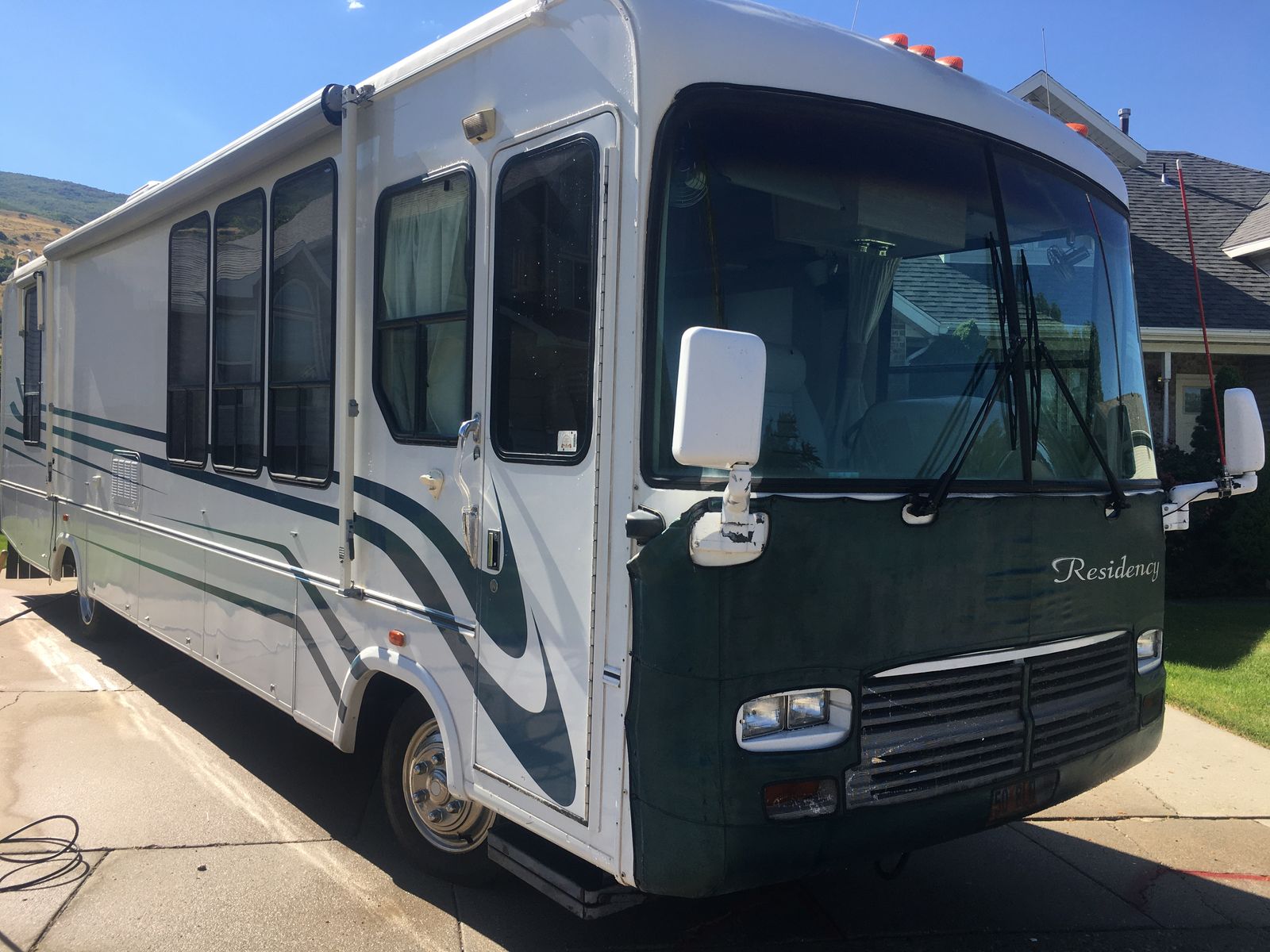 1994 Thor motor coach