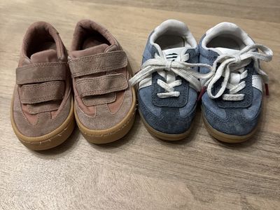 2 pairs of Zara toddler tennis shoes, size 22