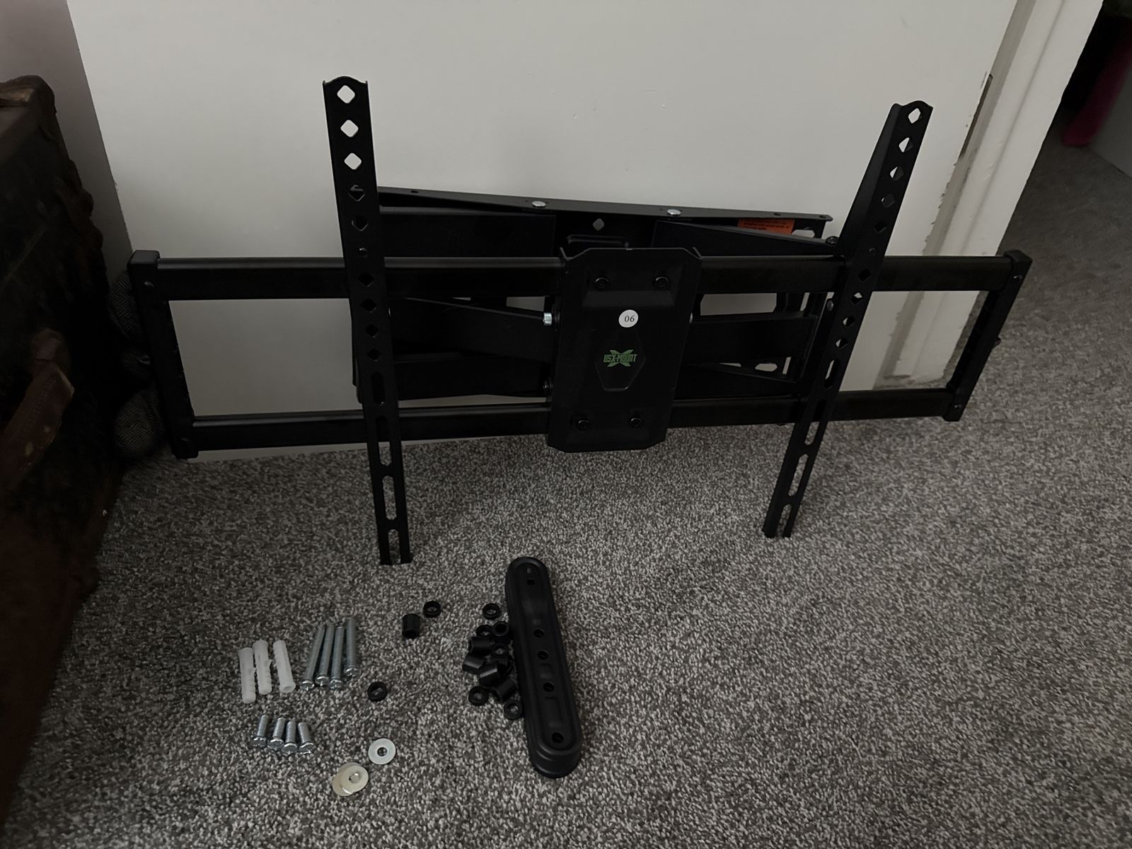 TV wall mount