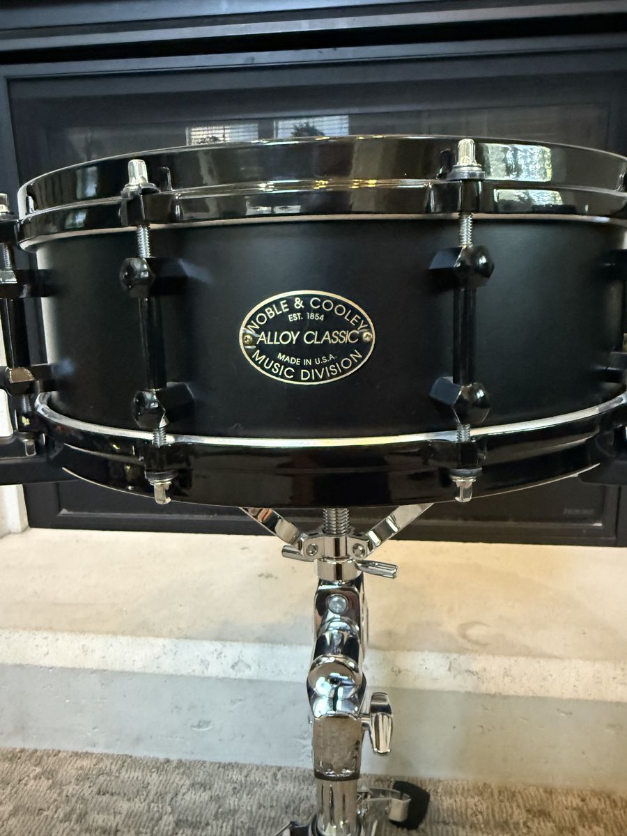 NOBLE AND COOLEY 14x4.75 ALLOY CLASSIC SNARE DRUM