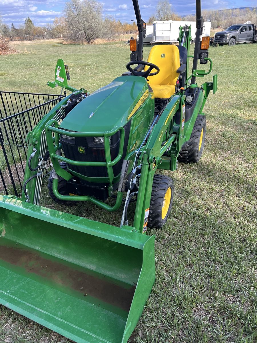 2024 John Deere 1025R