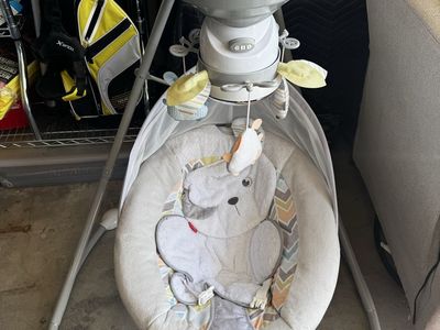 FREE - Fisher-Price Baby Infant Rocker