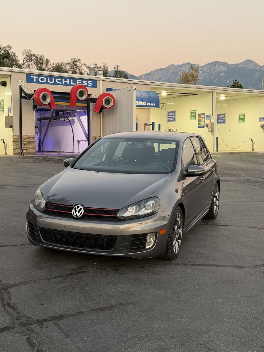 2013 Volkswagen GTI 