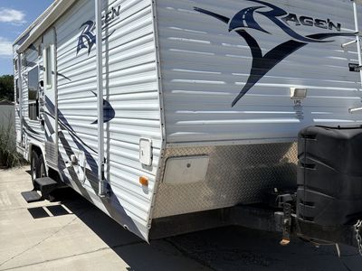 2006 RageN toy hauler