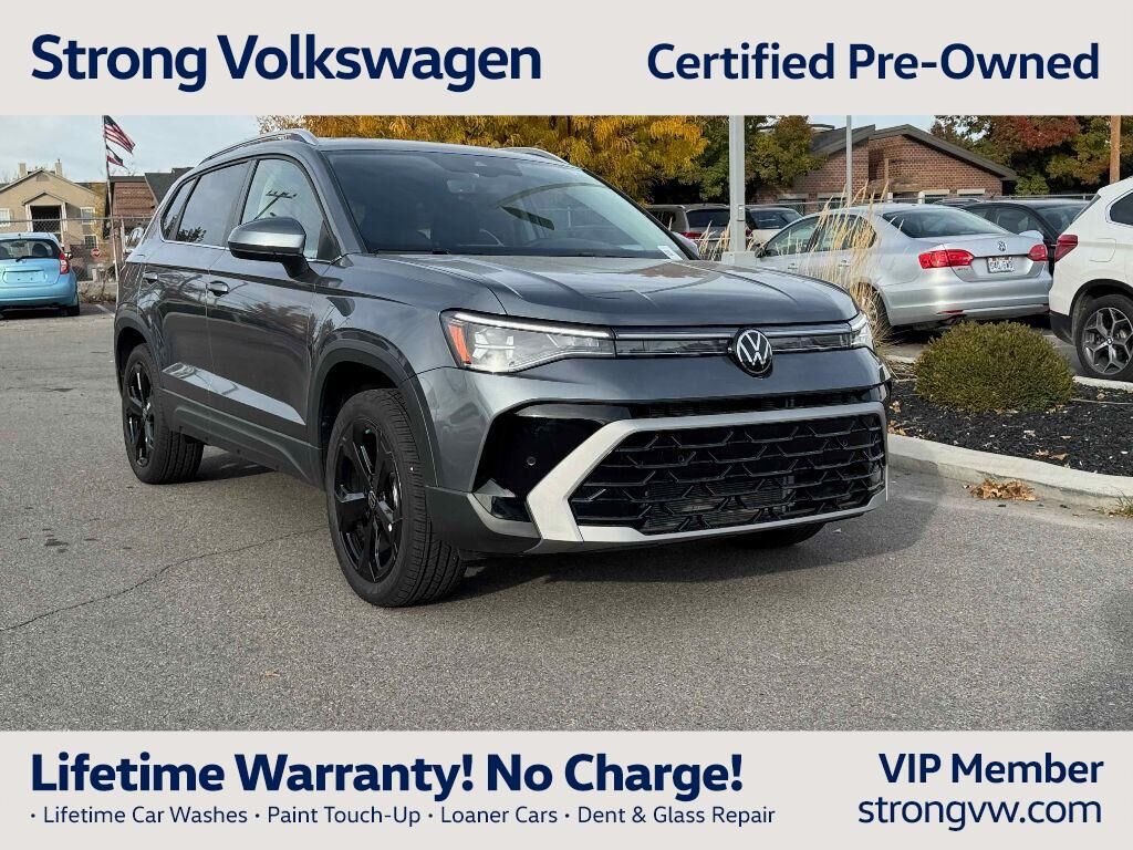 2025 Volkswagen Taos SEL 4Motion
