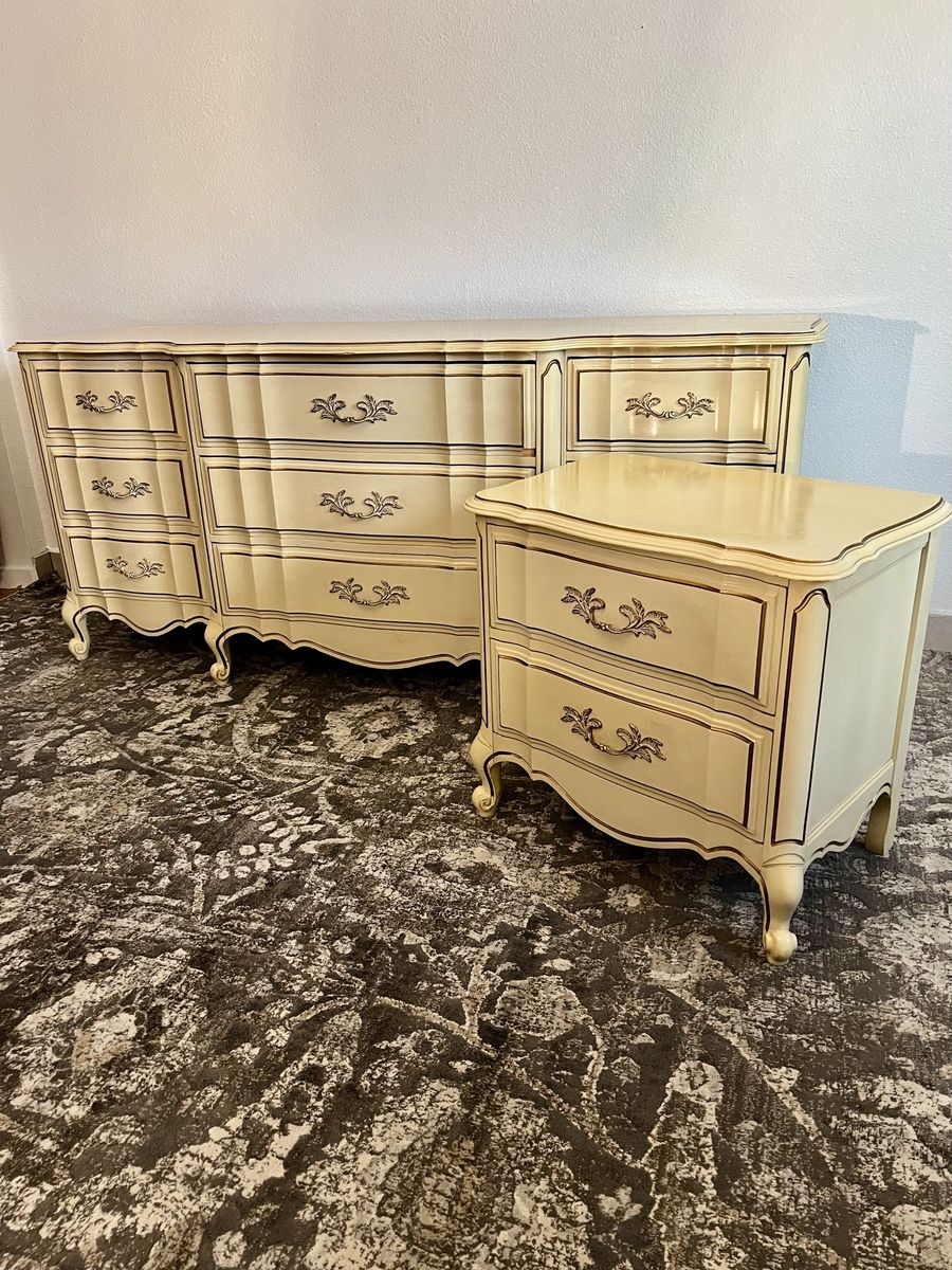 Dresser Set - French Provincial
