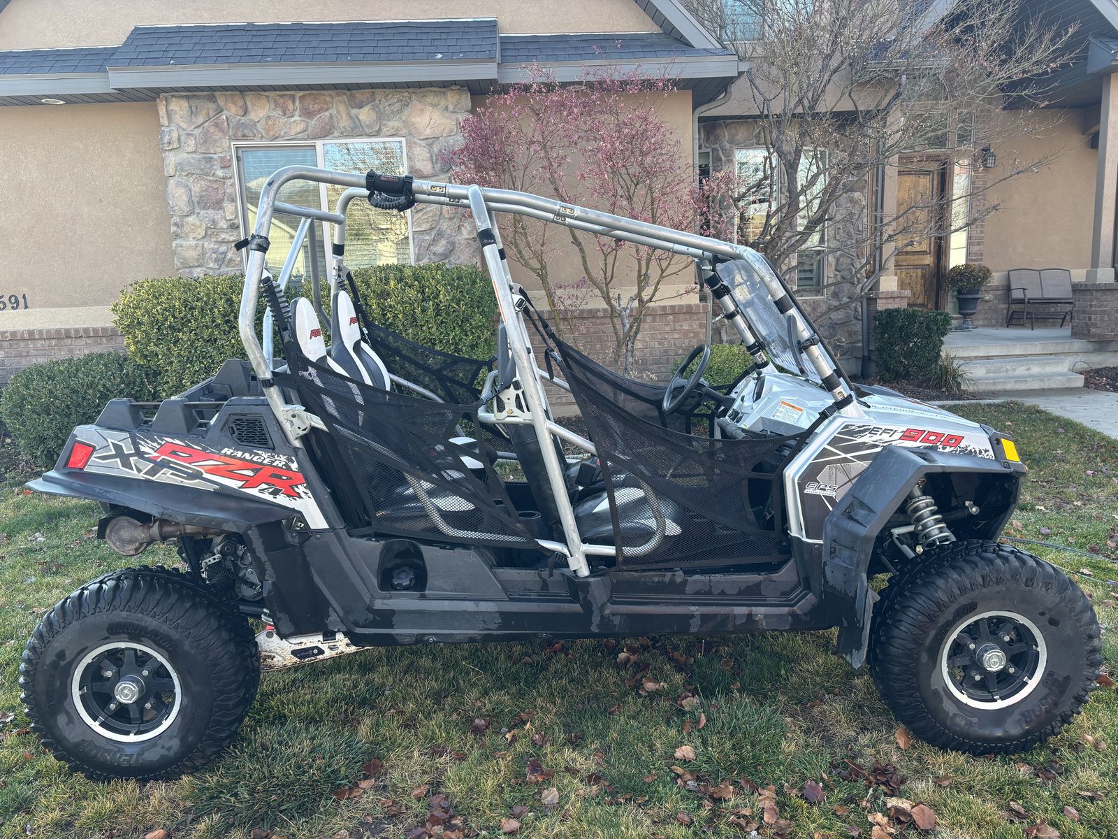 2012 RZR 4 XP 900