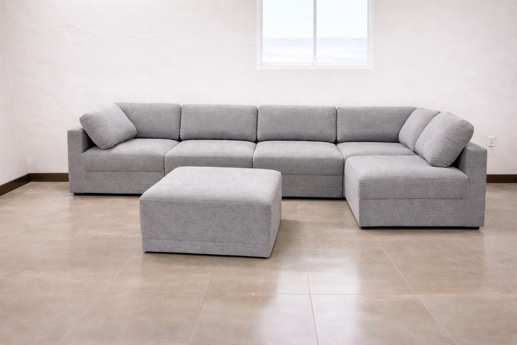 New!! Thomasville Sectional