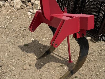 Subsoiler Ripper 3 Point Fits Class 2 Tractor - Excellent Condition Farm Implement