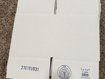 Uline White Corrugated Cardboard Shipping Boxes - 7x7x7 Inch (S-18946)