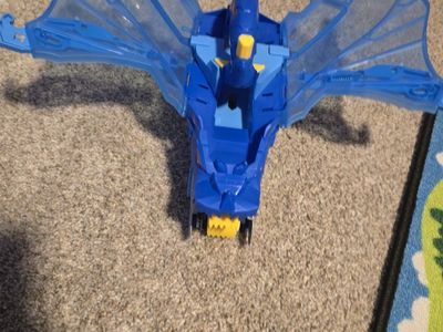 Hot Wheels Blue Dragon Transporter Stunt Vehicle Toy